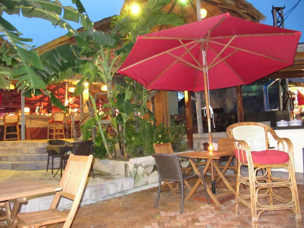 Serendipity Beach Resort Σίχανουκβιλ Εξωτερικό φωτογραφία